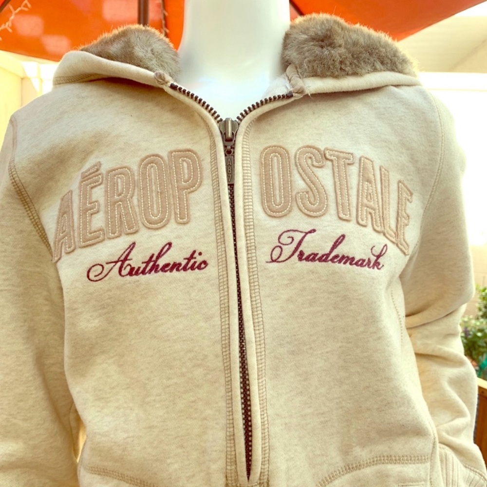 Girls sz 16 Aeropostale 1/2 zip pullover